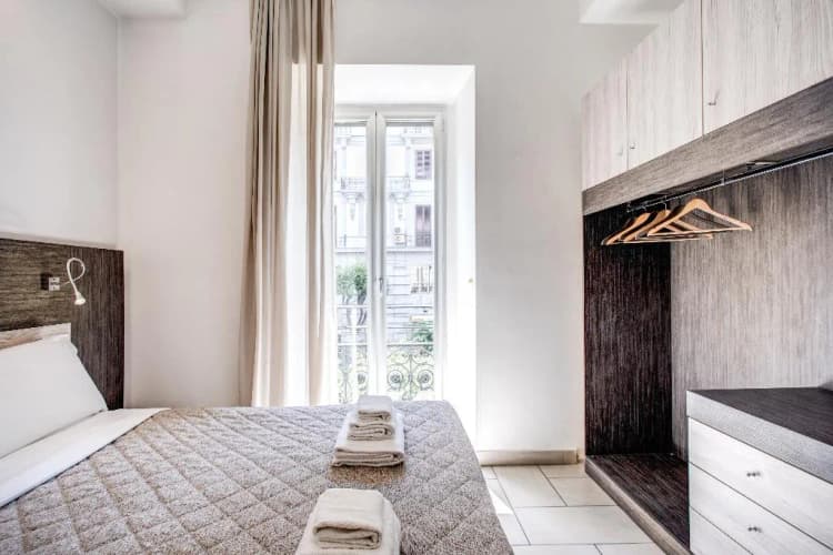 DOUBLE SINGLE USE STANDARD Room, Napoli Suite, Naples