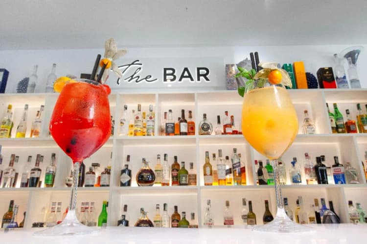 Bar, Atlantic Palace, Naples
