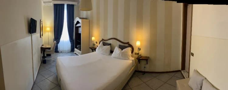 DOUBLE STANDARD Room, Goldoni, Florence