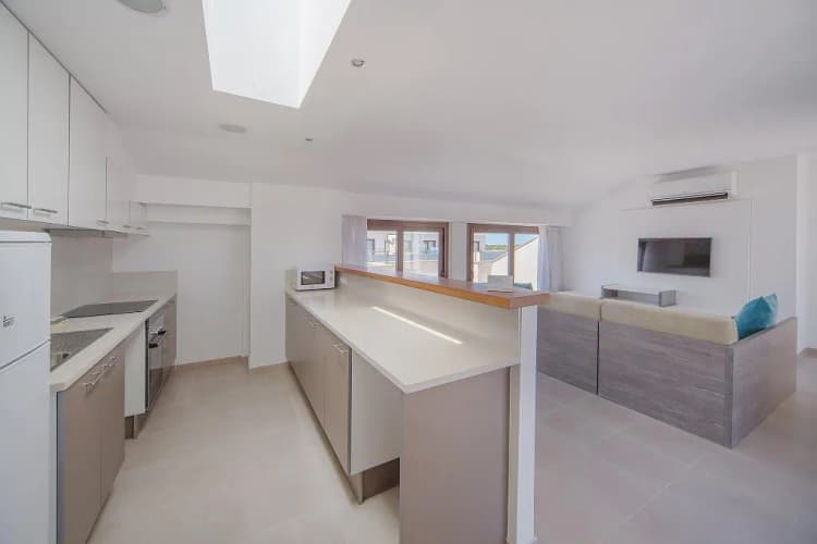 APARTMENT CAPACITY 6 THREE BEDROOM Room, Caprice Skyline Aparthotel, Menorca