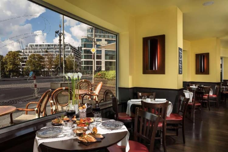 Bar, Melia Berlin, Berlin