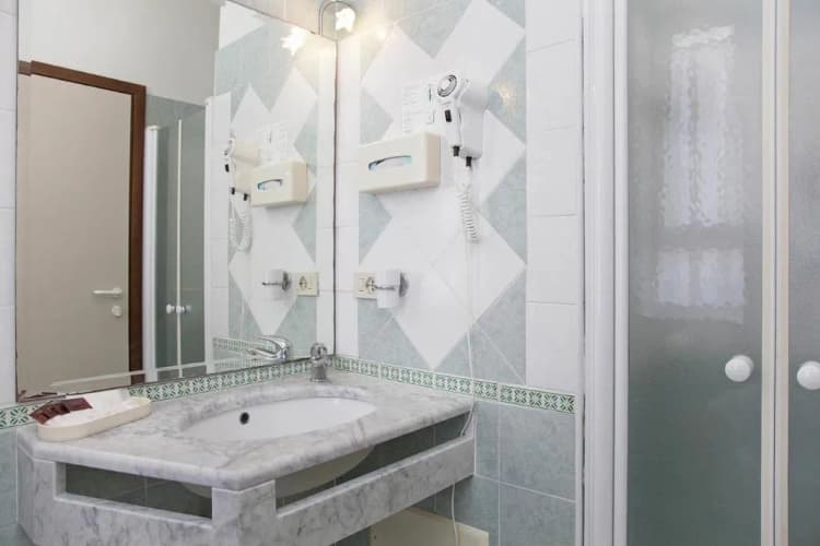 DOUBLE STANDARD Room, Hotel Elpiro, Venice