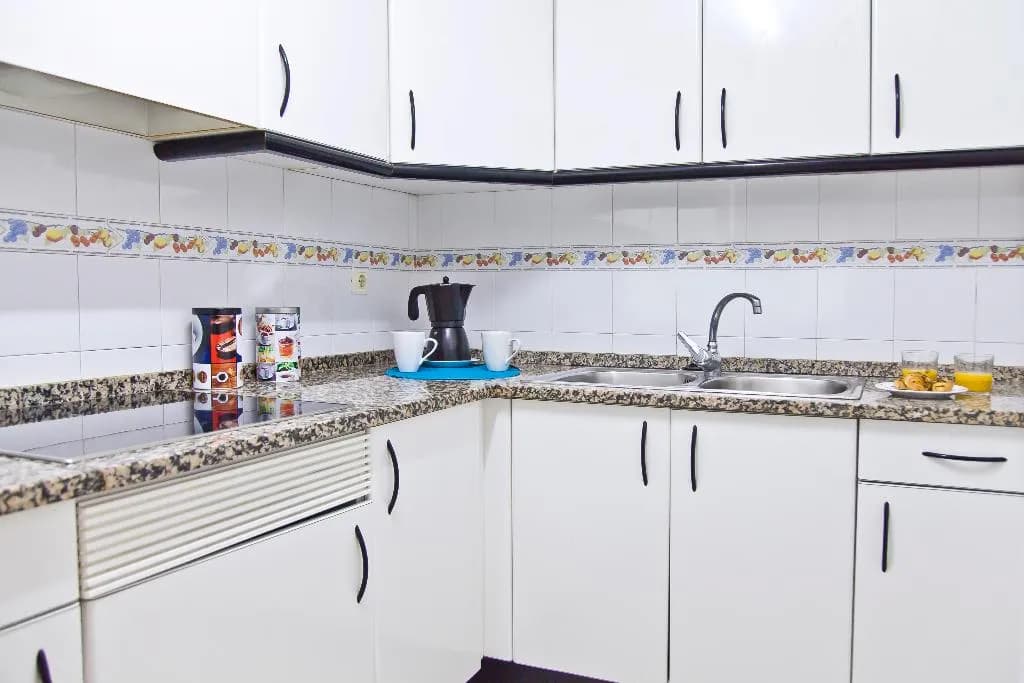 APARTMENT CAPACITY 4 ONE BEDROOM Room, Ses Illes, Costa Brava