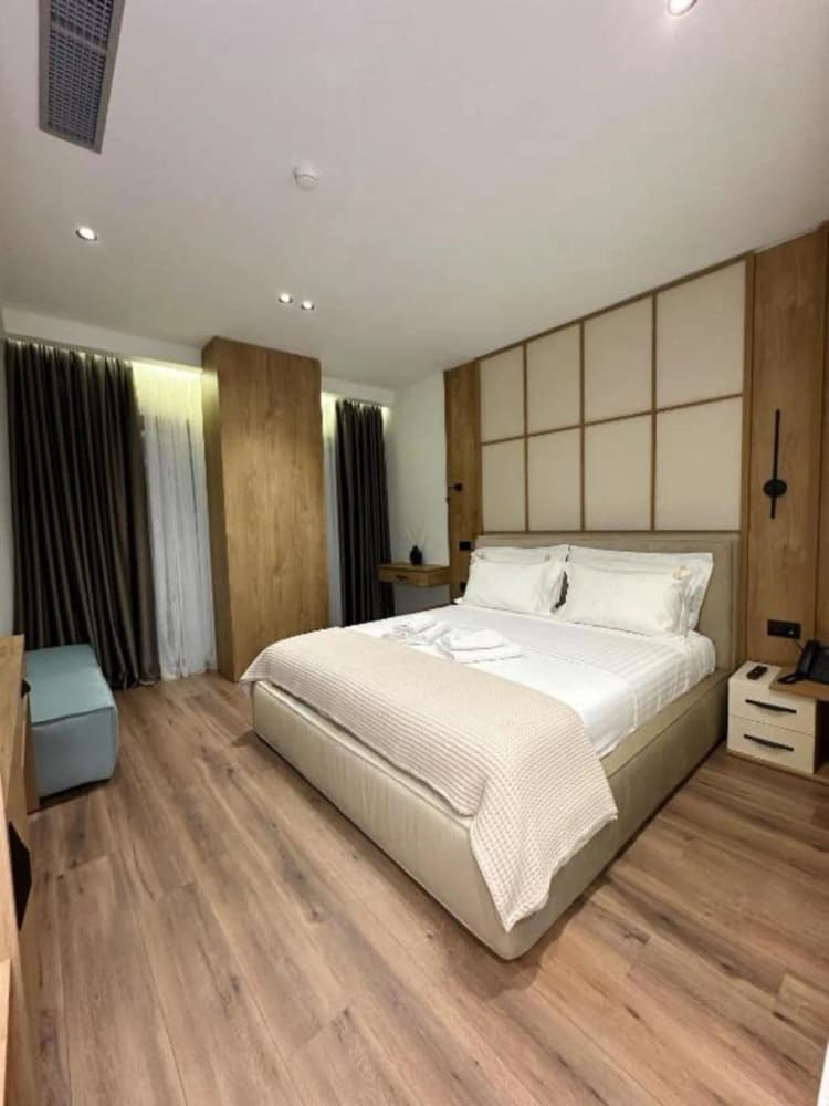 DOUBLE WITH BALCONY Room, Beliz Boutique Hotel, Kavaje