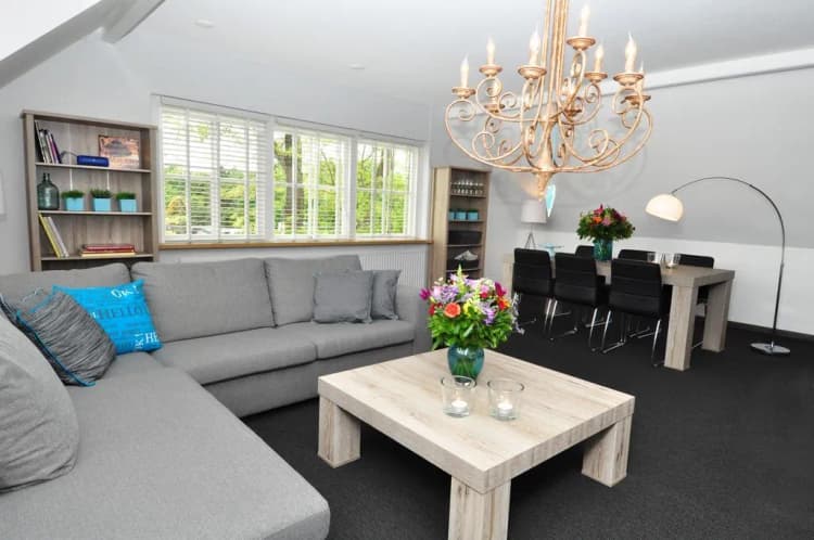 APARTMENT TWO BEDROOMS ONE BATHROOM Room, Herbergh Amsterdam Airport, Amsterdam