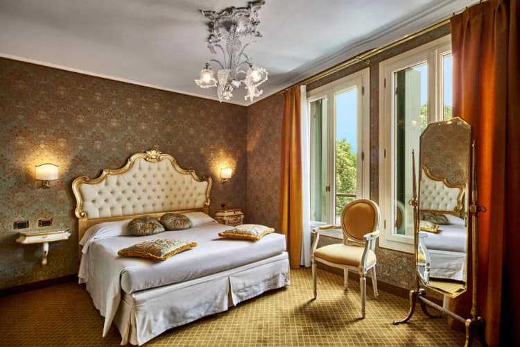 DOUBLE DELUXE CANAL VIEW Room, Gardena, Venice