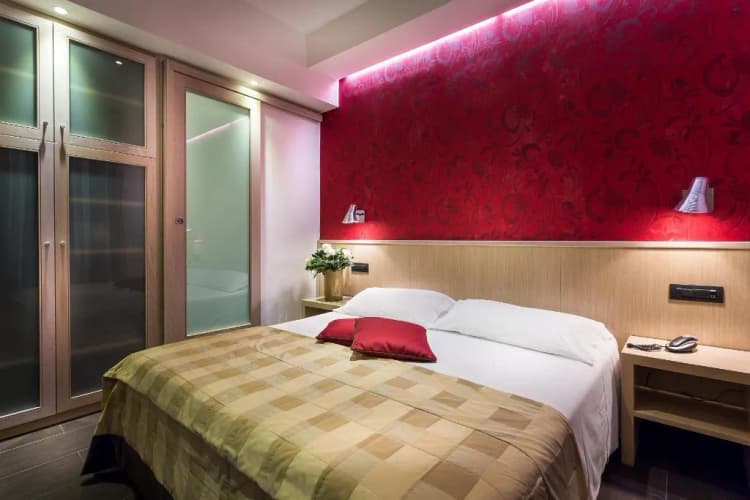DOUBLE ECONOMY Room, De Petris, Rome
