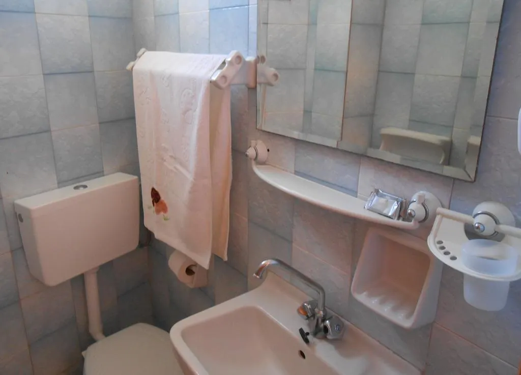 APARTMENT STANDARD Room, Oasis Apartments, Kefallinia