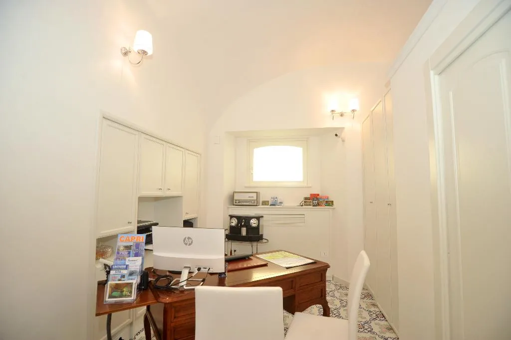 General view, Core Amalfitano City Suites, Naples