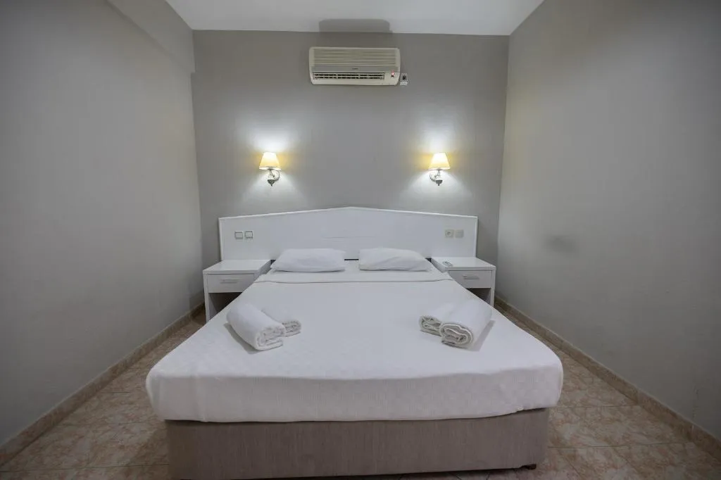 DOUBLE SINGLE USE TWO BEDROOMS ONE BATHROOM Room, Sunpoint Hotel Bodrum, Bodrum