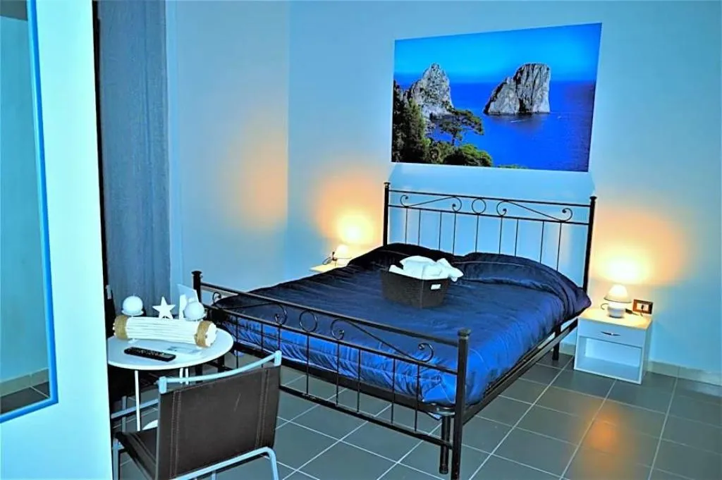 Room, Napoli Station B&B, Naples