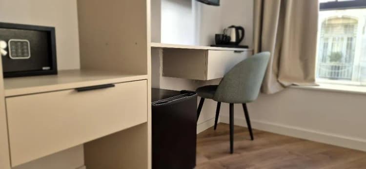 DOUBLE STANDARD Room, Figleaf Kypseli, Athens