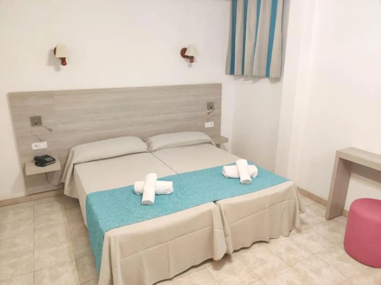 APARTMENT ECONOMY Room, Playa Moreia, Majorca