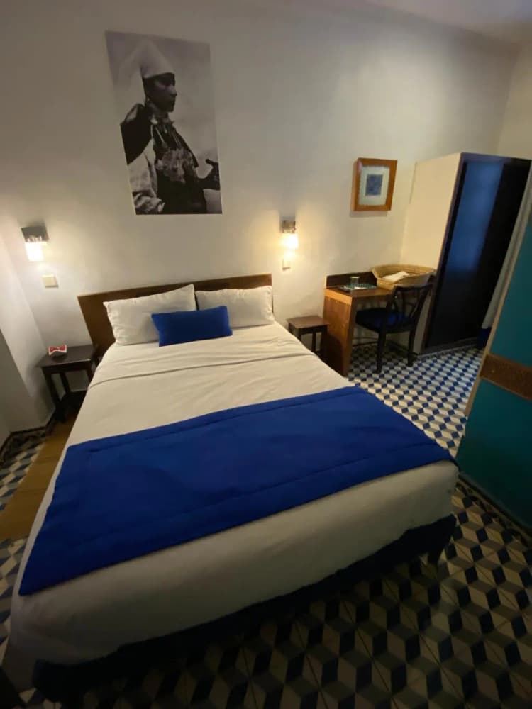 DOUBLE STANDARD Room, Hotel Central, Casablanca