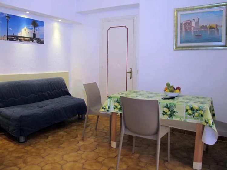APARTMENT STANDARD Room, Residence Villa Marinù, Naples