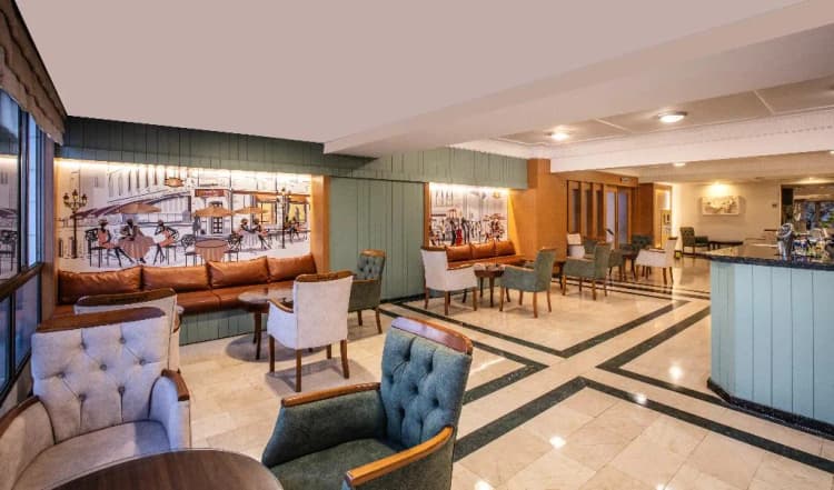 Bar, Palmin Hotel, Izmir