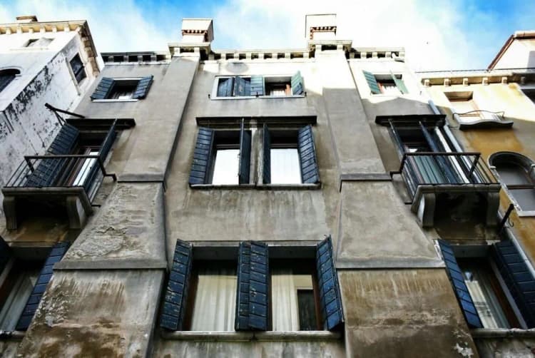 General view, Al Gazzettino, Venice