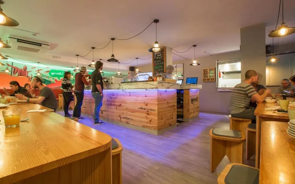 Bar, Yeah Barcelona Hostel, Barcelona