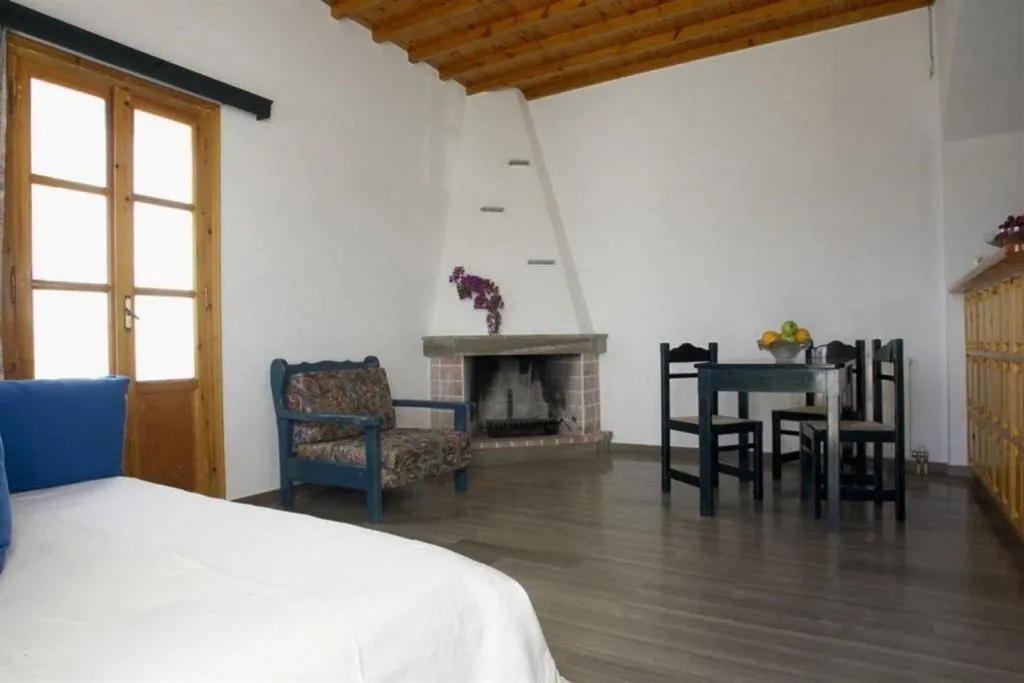 APARTMENT CAPACITY 5 Room, Ibiscus Village Studios, Mykonos