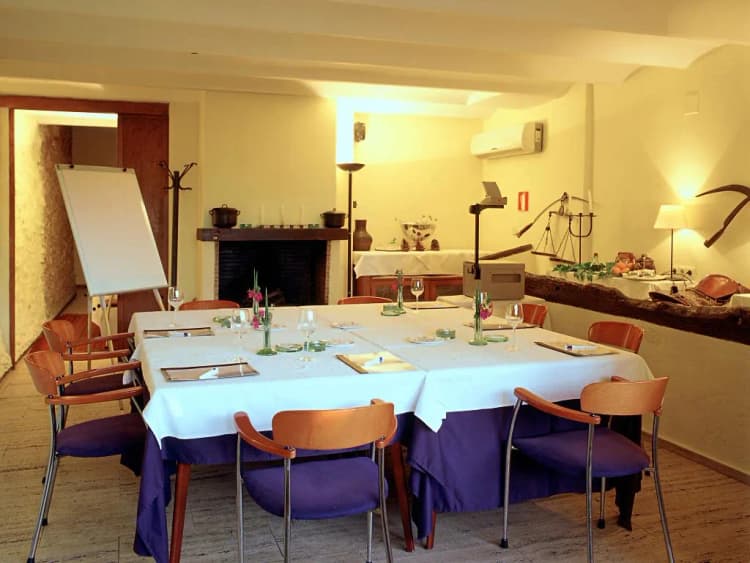 Conferences, Mont-Sant, Valencia