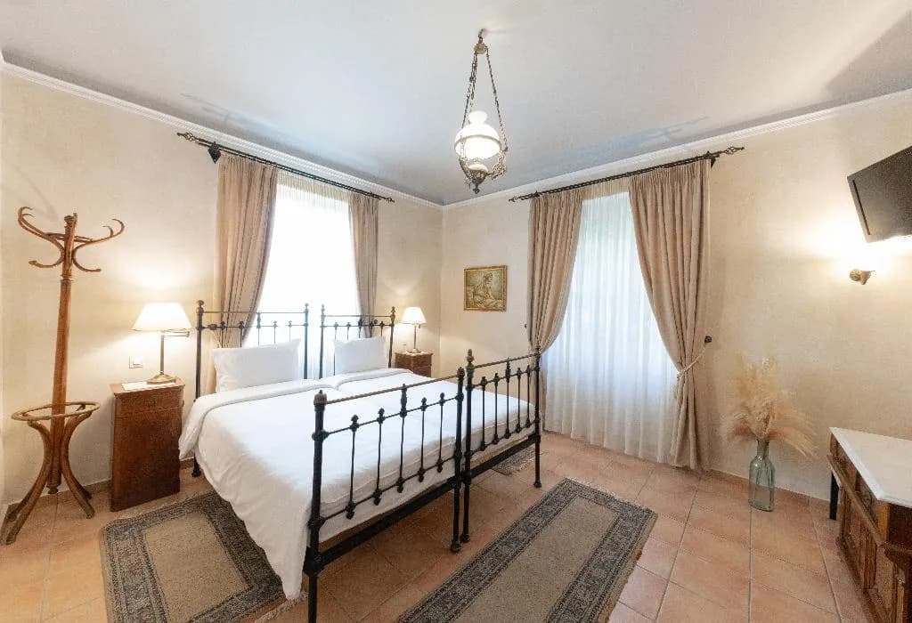 Double or Twin STANDARD Room, Nafsimedon, Kalamata