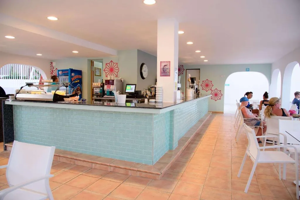 Bar, Cala Llenya Resort Ibiza, Ibiza