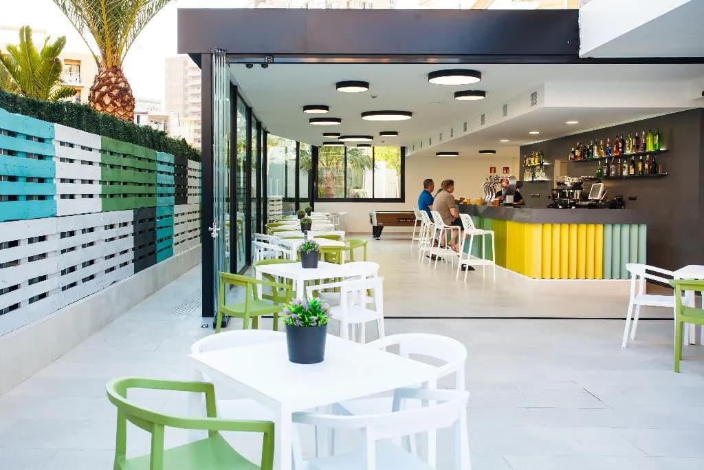 Bar, Primavera Loi, Costa Blanca