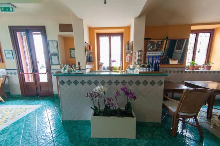 Bar, Petit Hotel, Catania