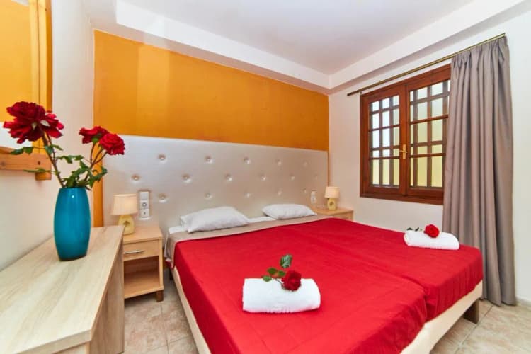 APARTMENT CAPACITY 3 Room, Villa Diasselo, Crete