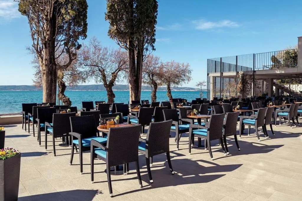 Bar, Stacija, Split