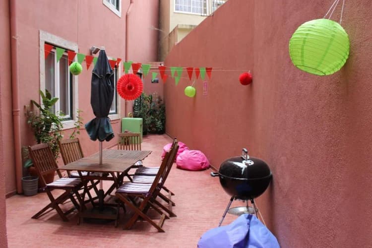 General view, Royal Prince Hostel, Lisbon