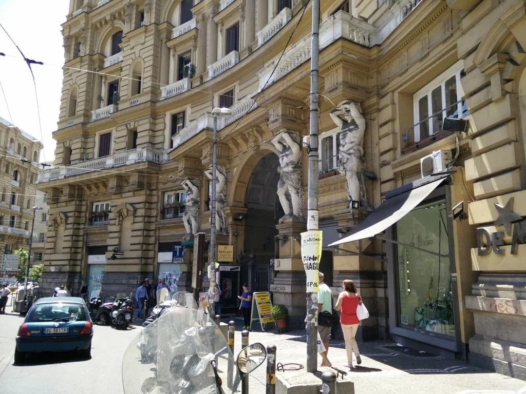 General view, Caesar B B Napoli, Naples