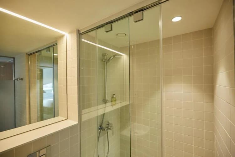 DOUBLE STANDARD Room, easyHotel Barcelona Fira, Barcelona