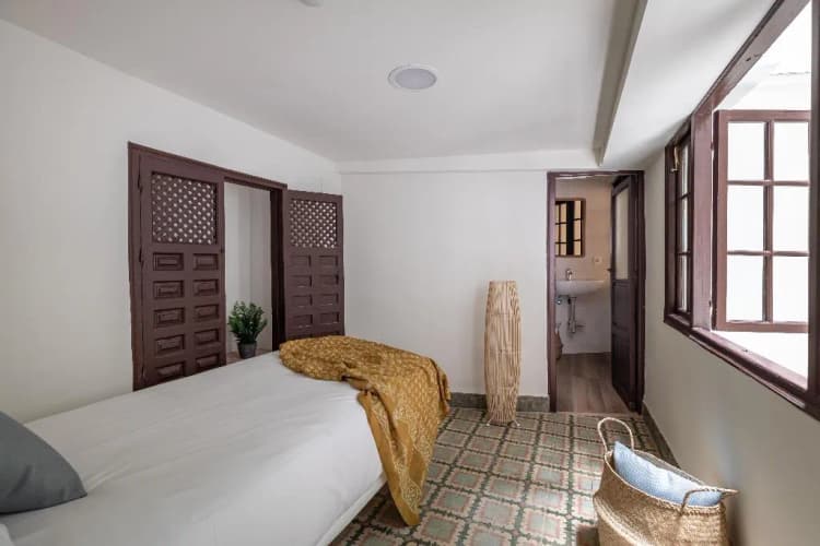 APARTMENT CAPACITY 7 THREE BEDROOMS Room, Libere Malaga la Merced, Costa Del Sol
