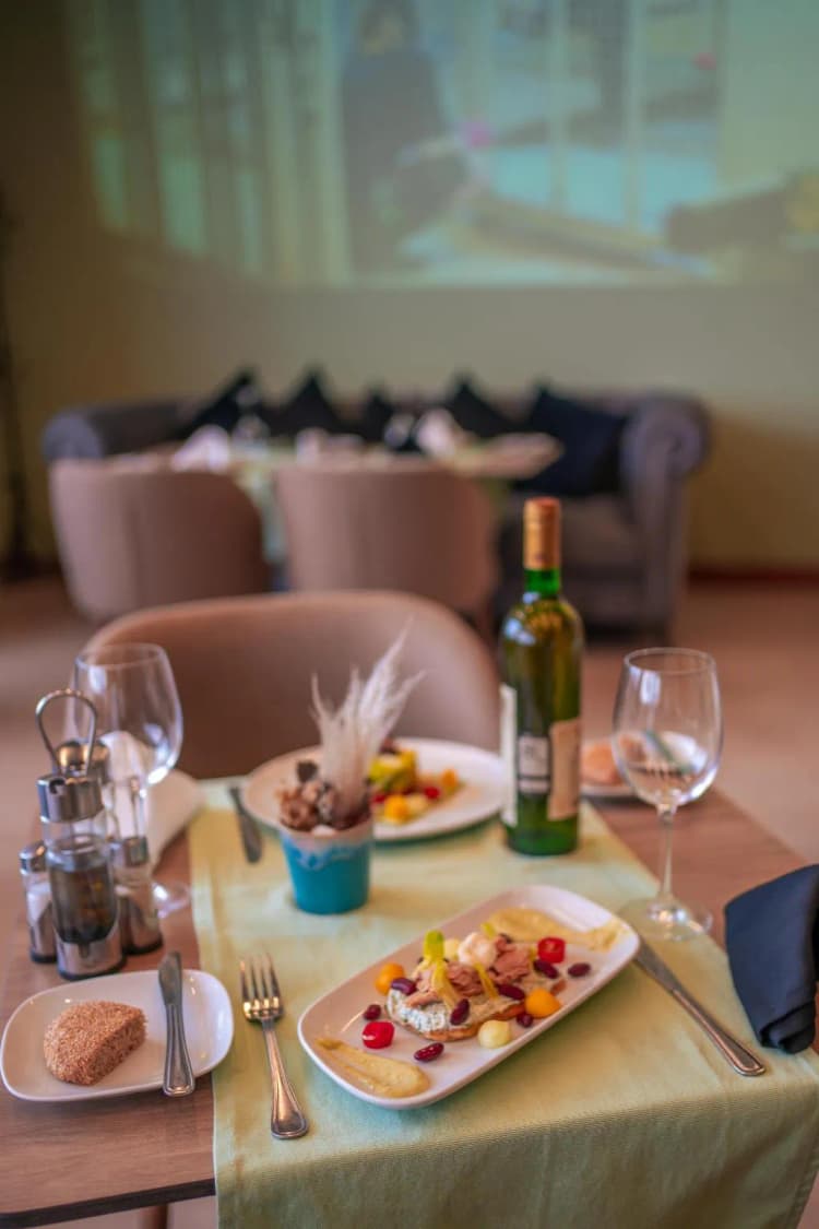 Bar, Kenzi Basma, Casablanca