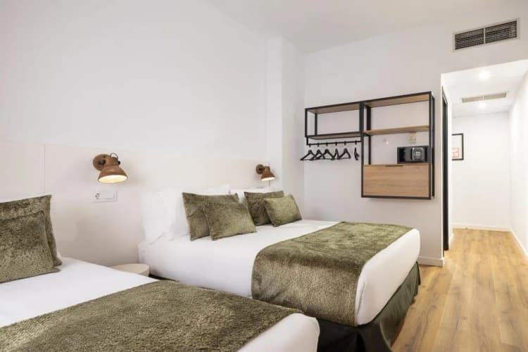 FAMILY ROOM STANDARD Room, htop BCN City, Barcelona