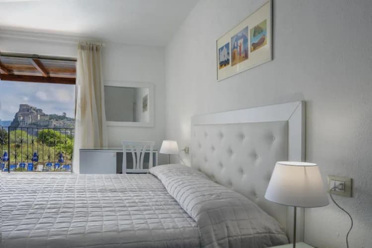DOUBLE SEA VIEW Room, Parco Cartaromana, Naples