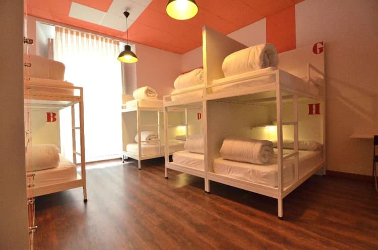Bed in dormitory CAPACITY 8 Room, Far Home Atocha, Madrid