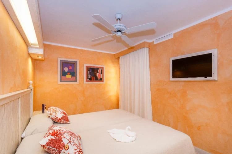 APARTMENT CAPACITY 3 Room, Royal Son Bou Family Club, Menorca