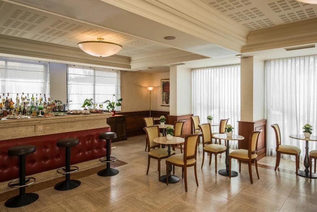 Bar, Just Hotel Saronno, Milan
