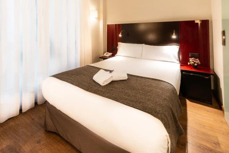 Double or Twin STANDARD Room, Sant Antoni, Barcelona