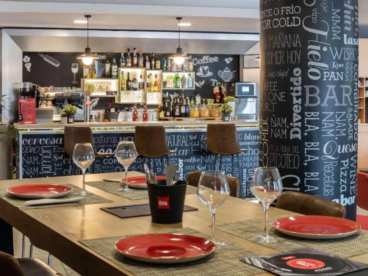 Bar, ibis Barcelona Meridiana, Barcelona