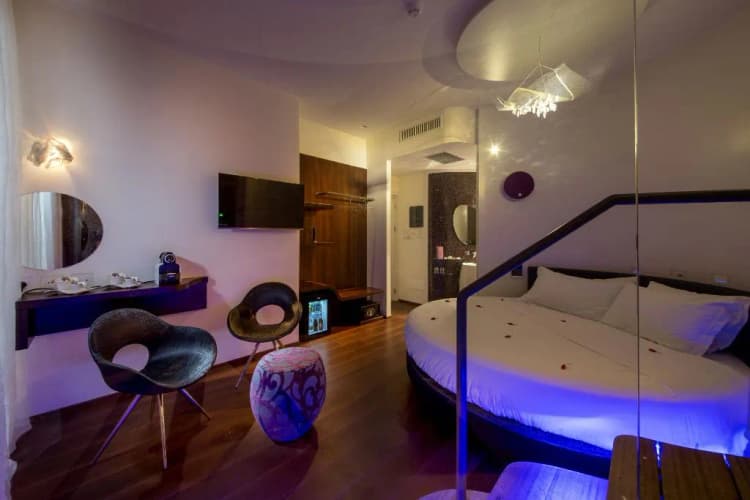DOUBLE DELUXE SUPERIOR Room, SuiteSistina For Brave Lovers, Rome
