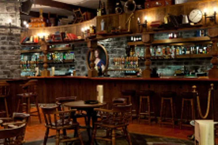 Bar, Marina Byblos, Dubai
