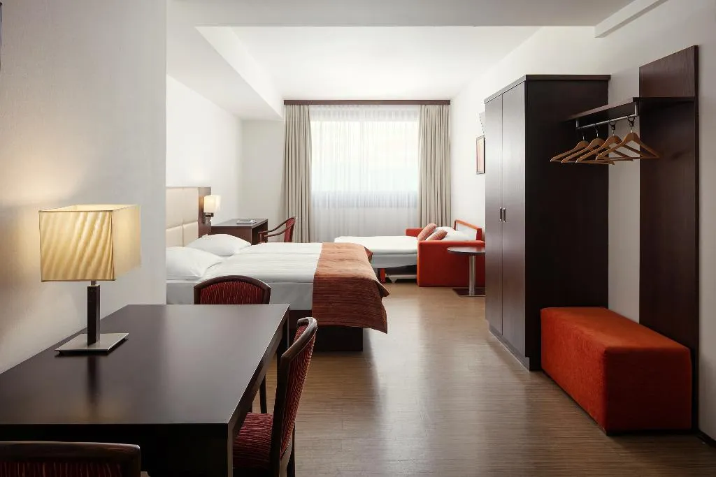 APARTMENT WITH KITCHENETTE Room, Ankora, Prague