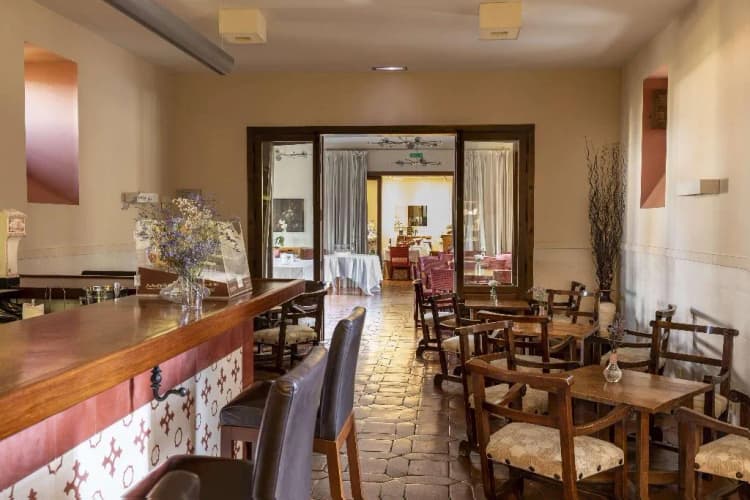 Bar, Parador de Jarandilla de la Vera, Madrid