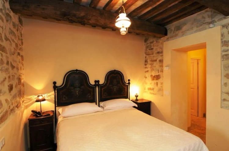 DOUBLE STANDARD Room, Tavola dei Cavalieri Il Borgo, Perugia