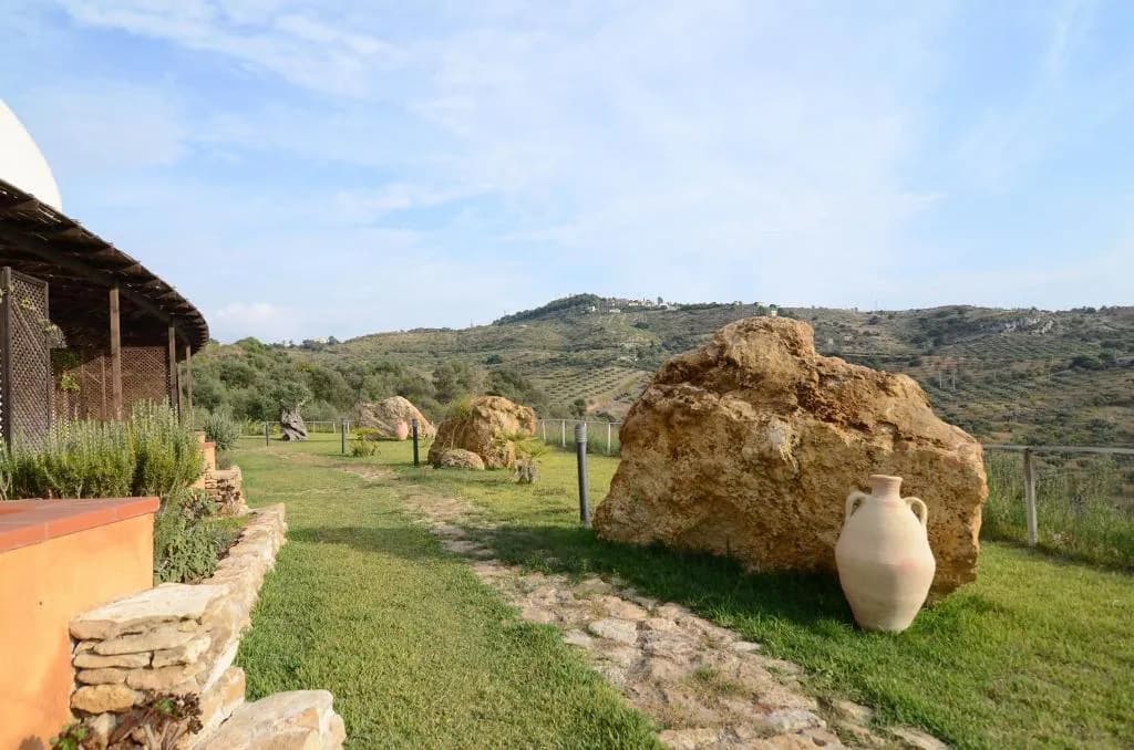 APARTMENT CAPACITY 2 Room, La Luna Nel Pozzo, Catania