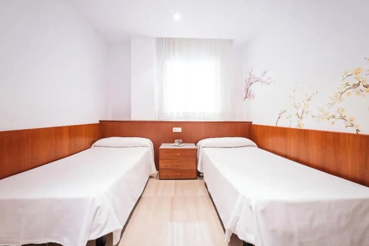 APARTMENT TWO BEDROOMS Room, Aparthotel Napols, Barcelona