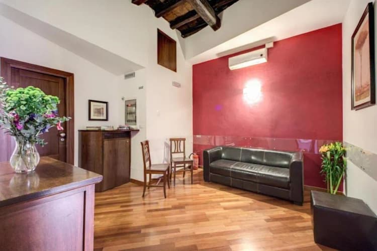 Lobby, Nova Domizia, Rome